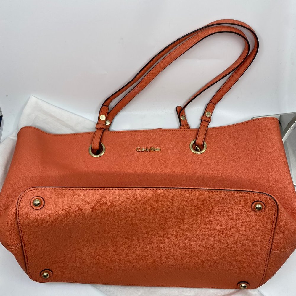 Calvin Klein Red Large Shopping Tote - Picture 2 of 9